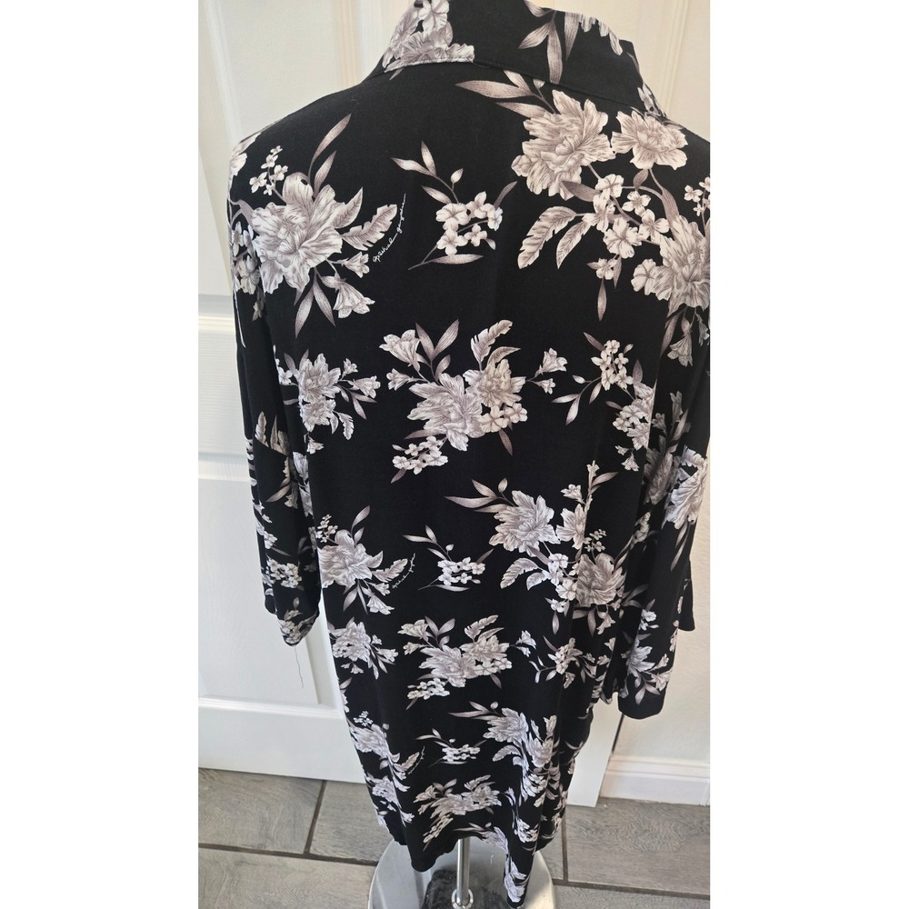 Spiritual Gangster Floral Kimono Robe OS Black White Open Front Tie Waist - Picture 5 of 5